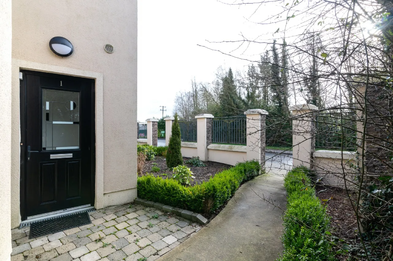 Photo of 1 Glenatore, Athlone, Co. Westmeath, N37 TD91