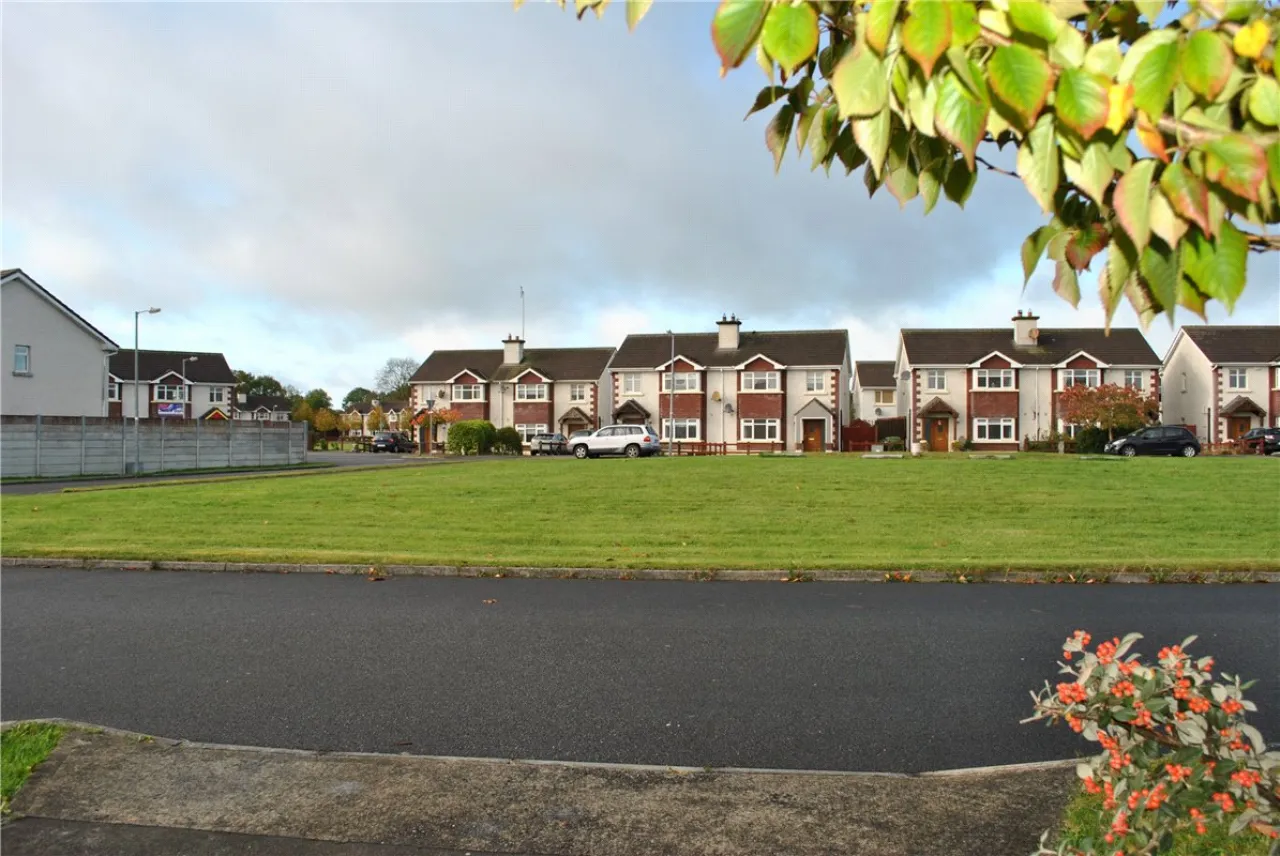 Photo of 28 Sliabh Rua, Moate, Co. Westmeath, N37R529
