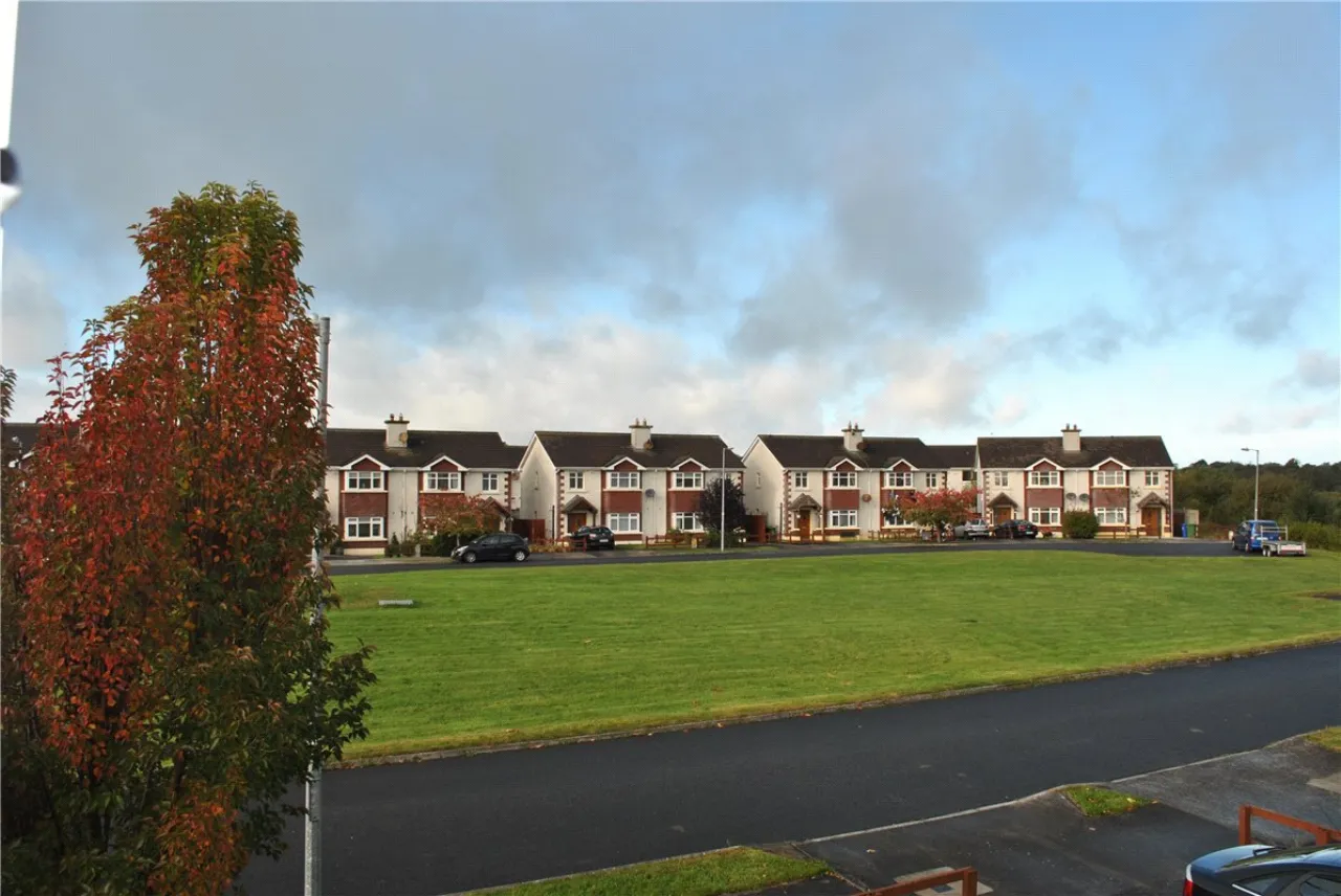 Photo of 28 Sliabh Rua, Moate, Co. Westmeath, N37R529