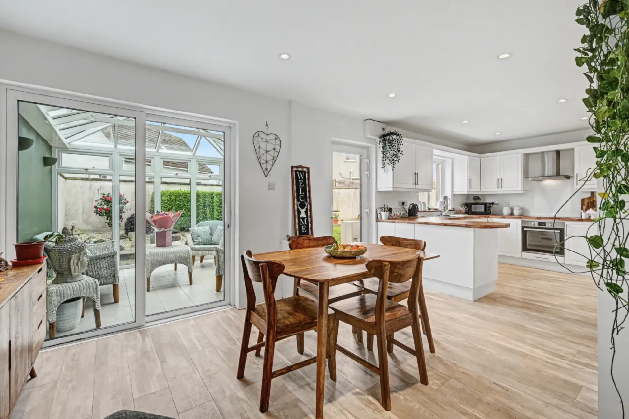 Photo of 21 Beechbrook Park, Kilmuckridge, County Wexford, Y25KC98