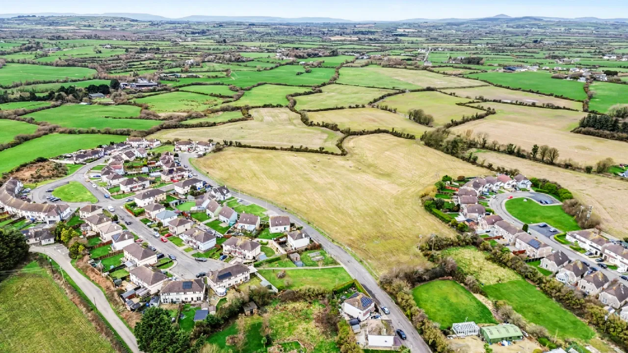 Photo of 21 Beechbrook Park, Kilmuckridge, County Wexford, Y25KC98