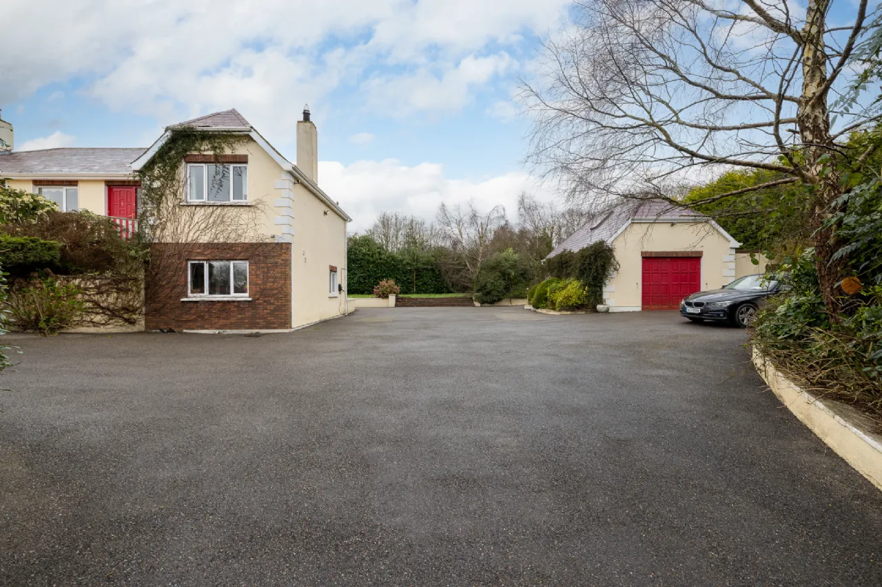 Photo of The Oak Tree, Newtown, Ferns, Co. Wexford, Y21W2V0