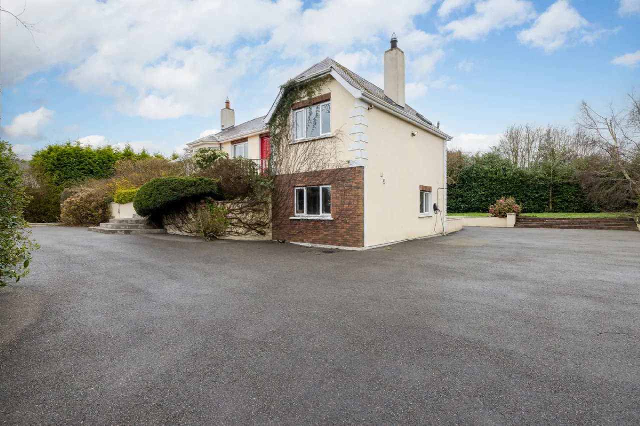 Photo of The Oak Tree, Newtown, Ferns, Co. Wexford, Y21W2V0