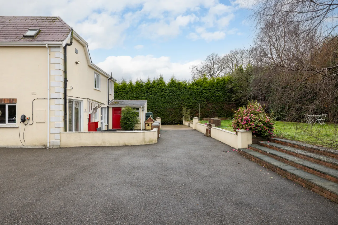 Photo of The Oak Tree, Newtown, Ferns, Co. Wexford, Y21W2V0