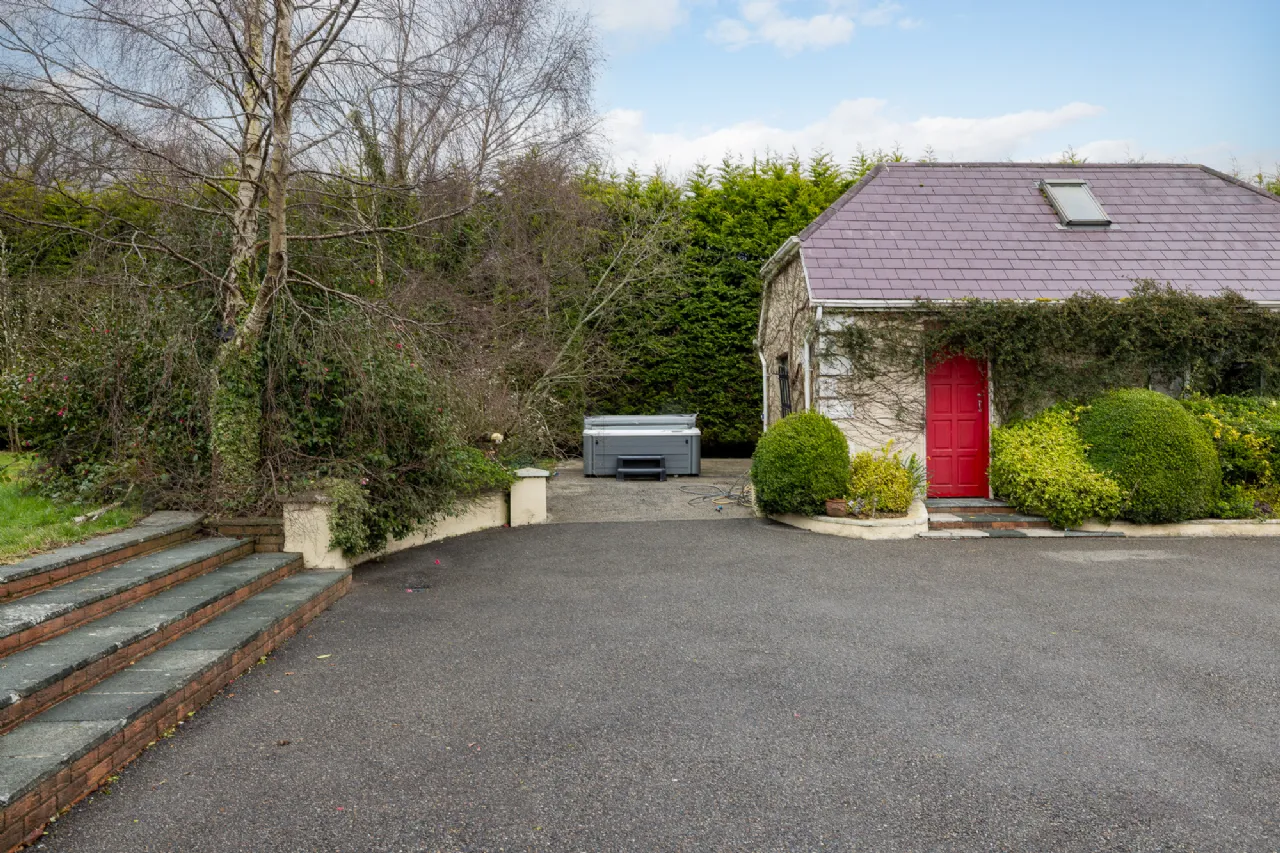 Photo of The Oak Tree, Newtown, Ferns, Co. Wexford, Y21W2V0