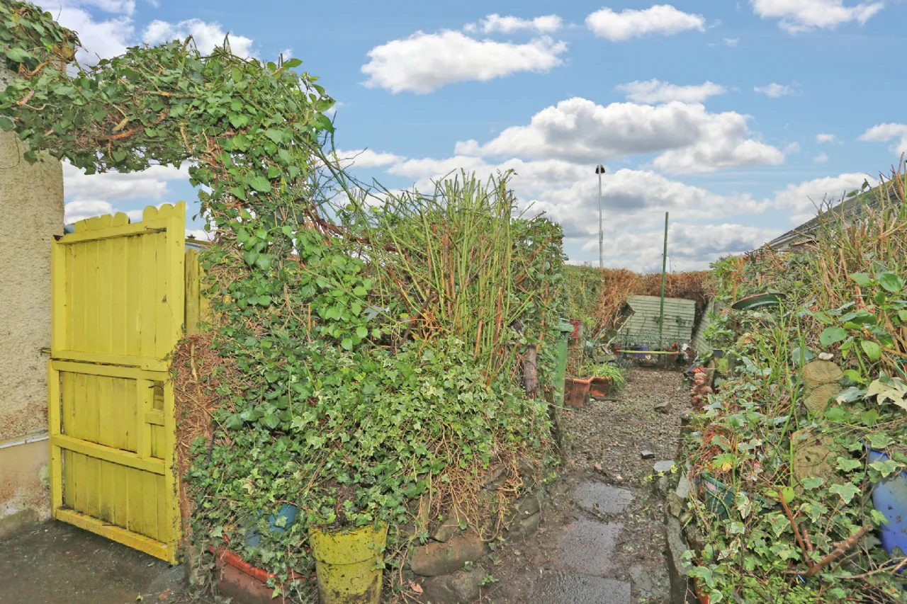 Photo of 9 Finian Park, Shannon, Clare, V14 CY29