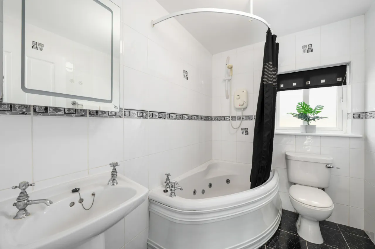 Photo of 2 Chandlers View, Rushbrooke Links, Cobh, Co. Cork, P24 P650