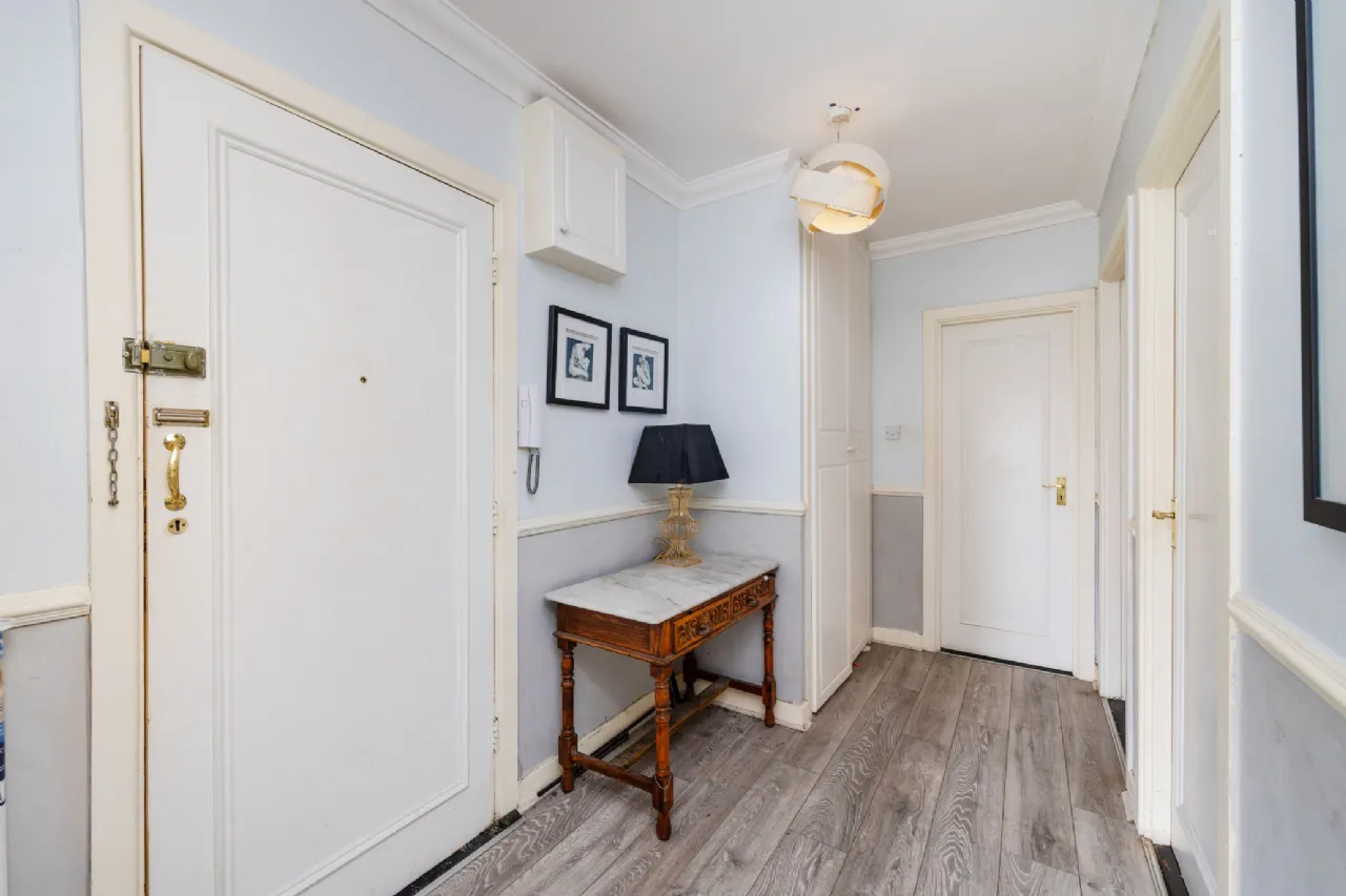 Photo of 23 Mariners Court, Sutton, Dublin 13, D05 XF65