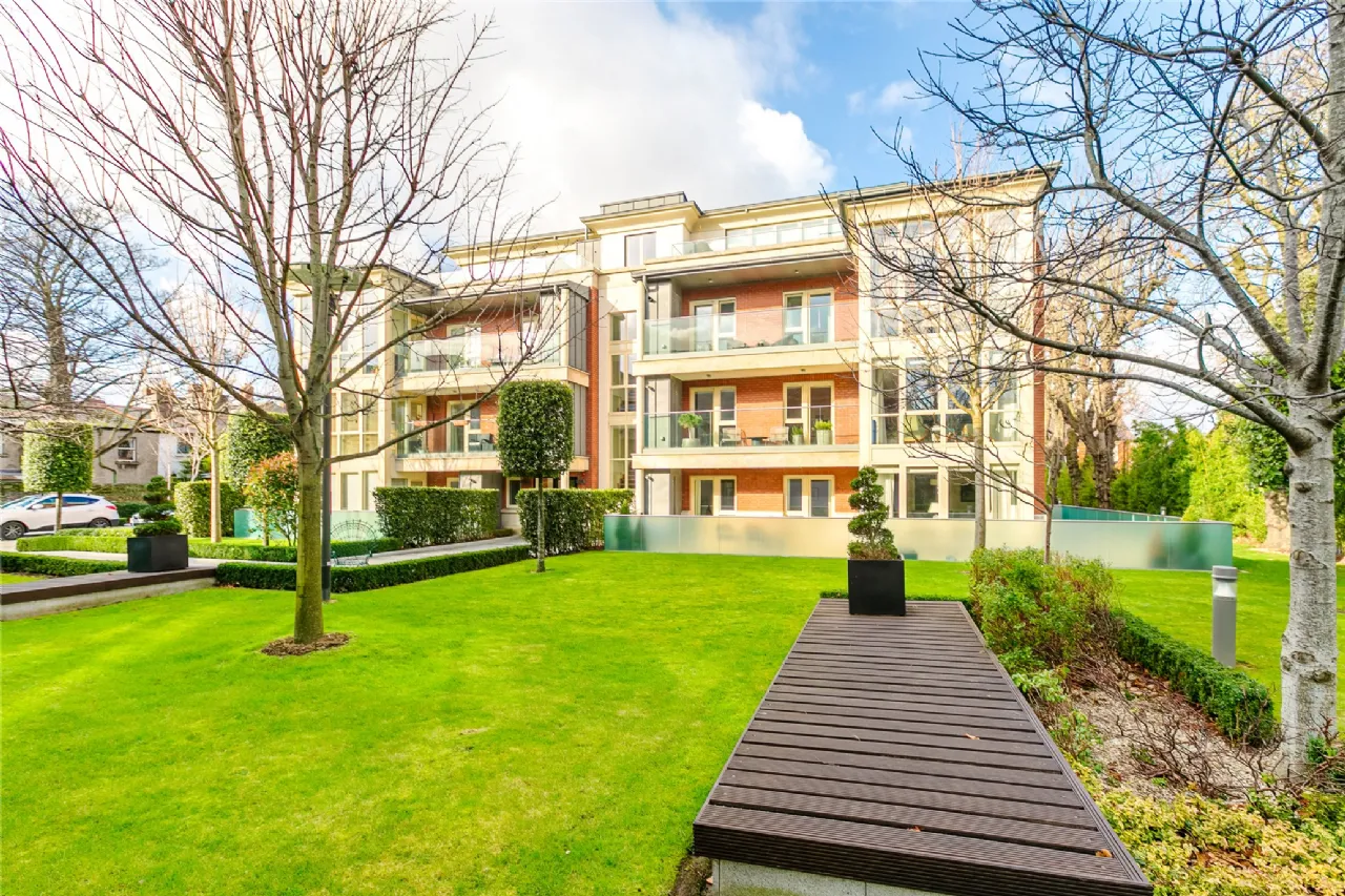 Photo of 76 Shrewsbury Square, Sandymount Avenue, Dublin 4, D04 AE61