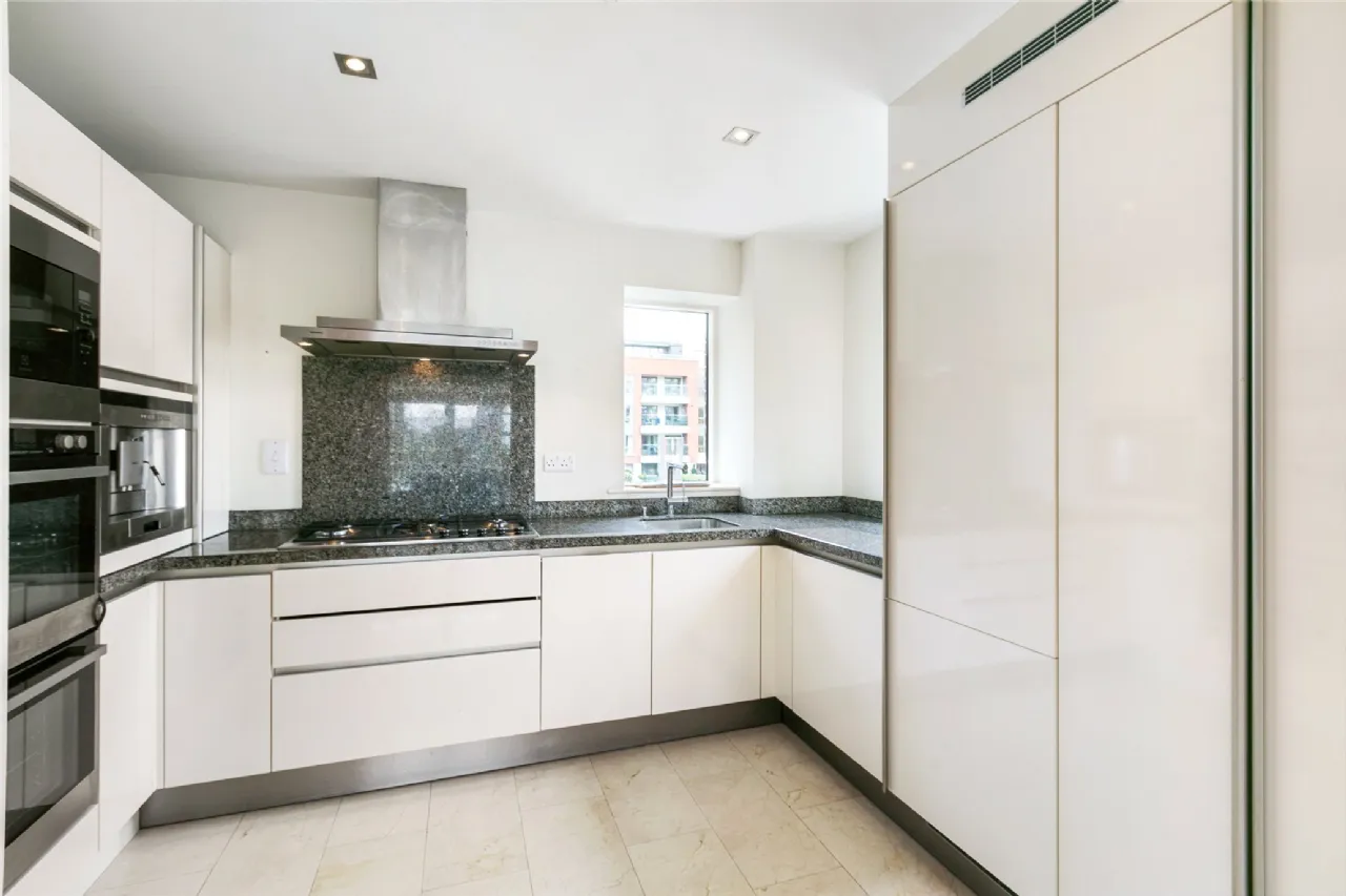 Photo of 76 Shrewsbury Square, Sandymount Avenue, Dublin 4, D04 AE61