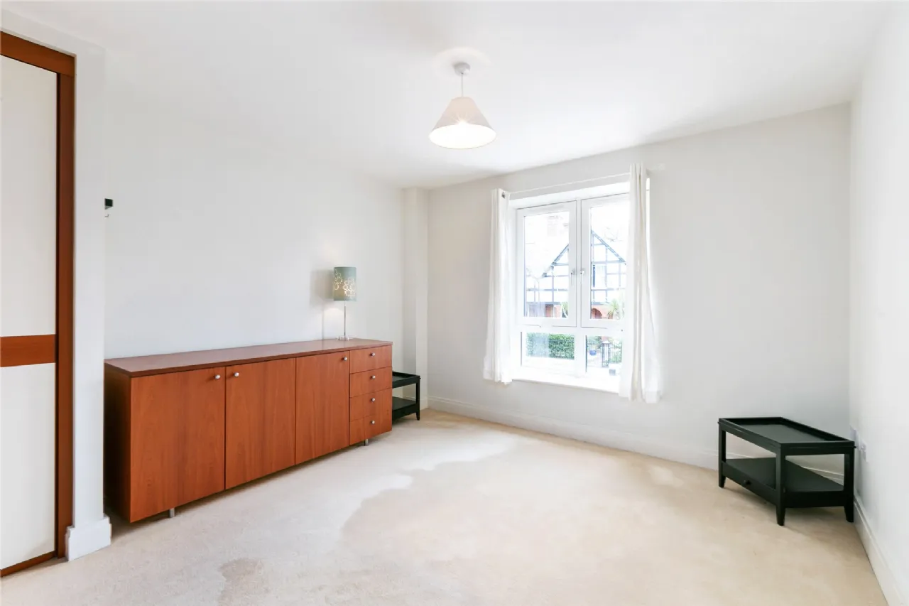 Photo of 76 Shrewsbury Square, Sandymount Avenue, Dublin 4, D04 AE61