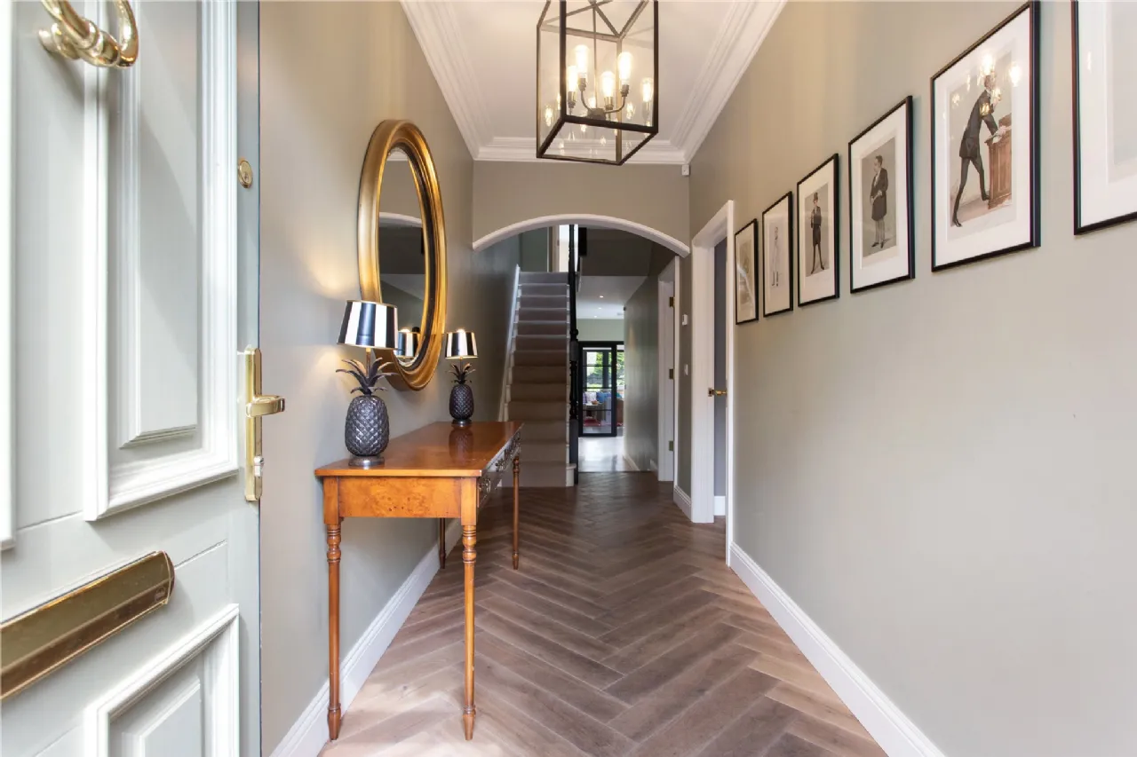 Photo of 22 Shelbourne Road, Ballsbridge, Dublin 4, D04 FR99