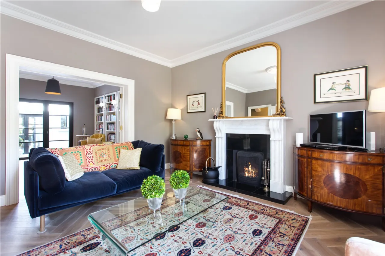 Photo of 22 Shelbourne Road, Ballsbridge, Dublin 4, D04 FR99