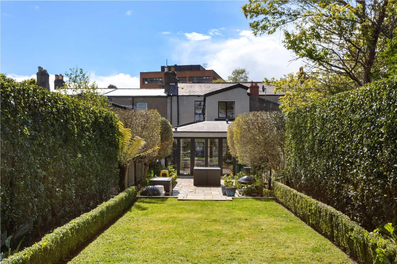 Photo of 22 Shelbourne Road, Ballsbridge, Dublin 4, D04 FR99