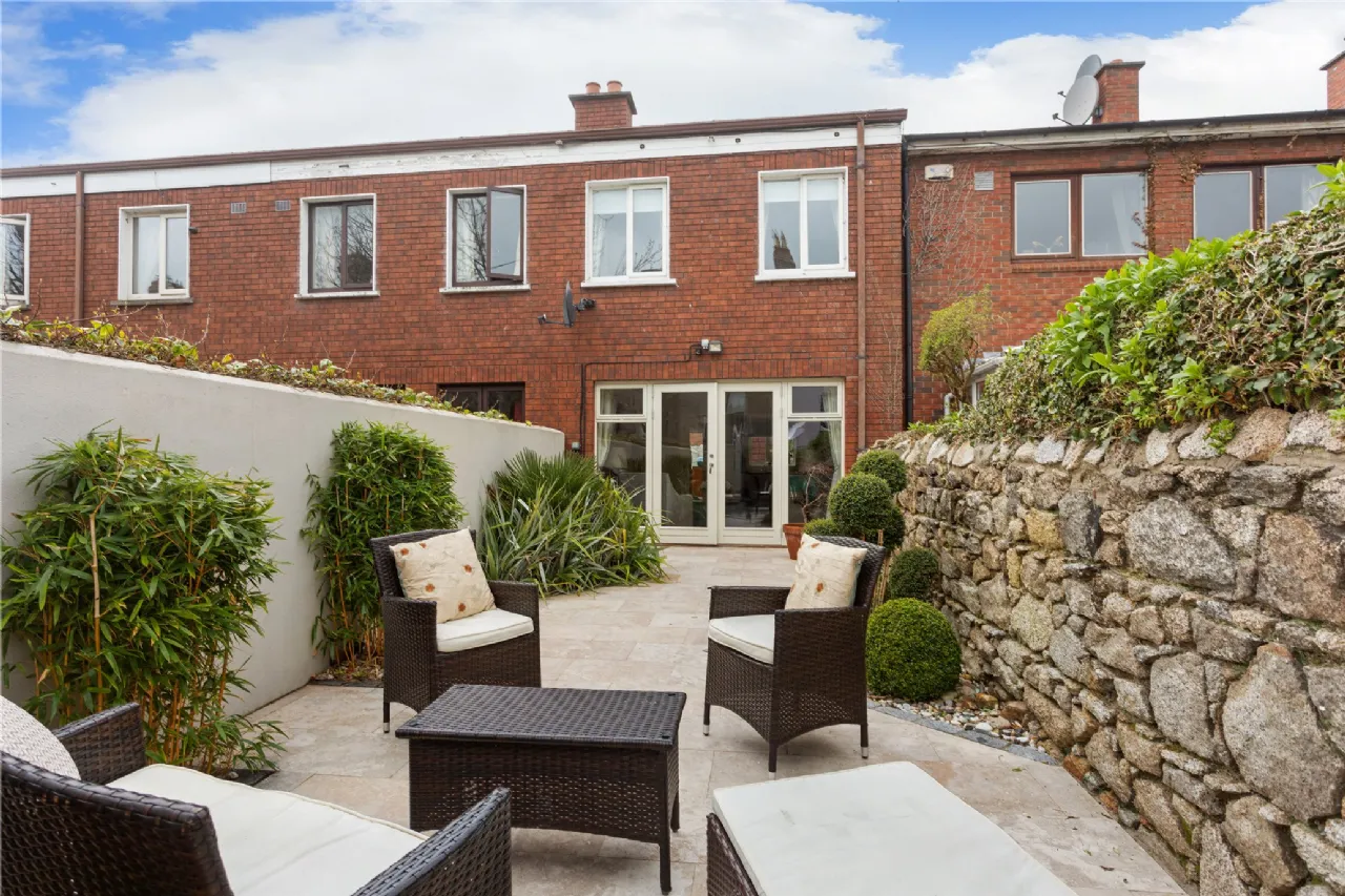 Photo of 40 Pembroke Gardens, Ballsbridge, Dublin 4, D04 T2H9