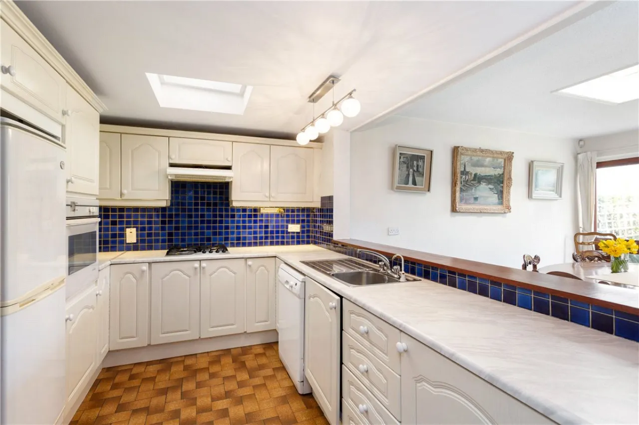 Photo of 28 Merlyn Road, Ballsbridge, Dublin 4, DO4 YIT2