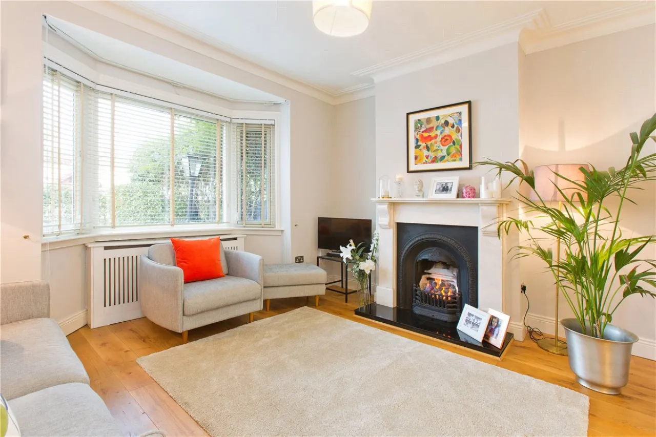 Photo of 42 Seafort Avenue, Sandymount, Dublin 4, D04 NY38