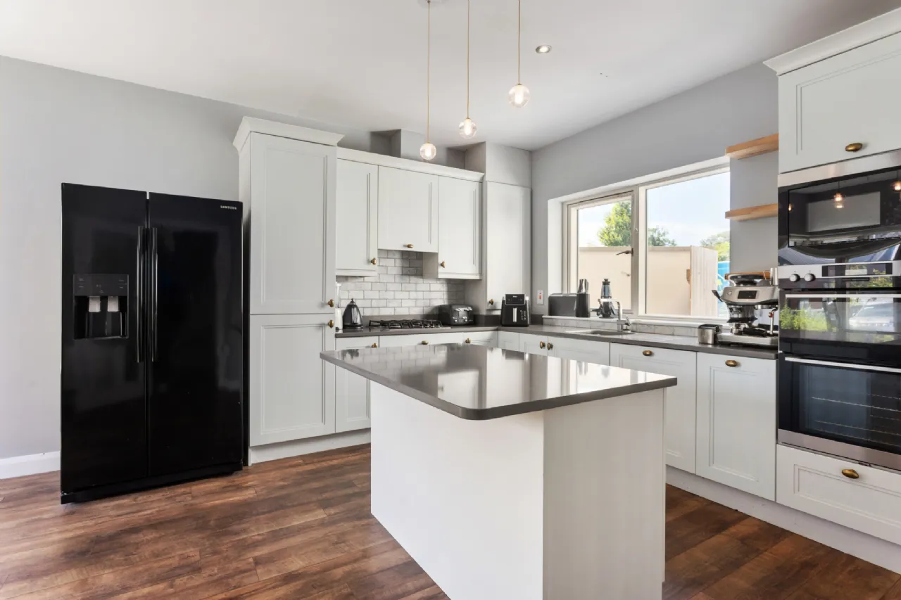 Photo of 1 Willow Glen, Glenamuck Road, Carrickmines, Dublin 18, D18 TVX4