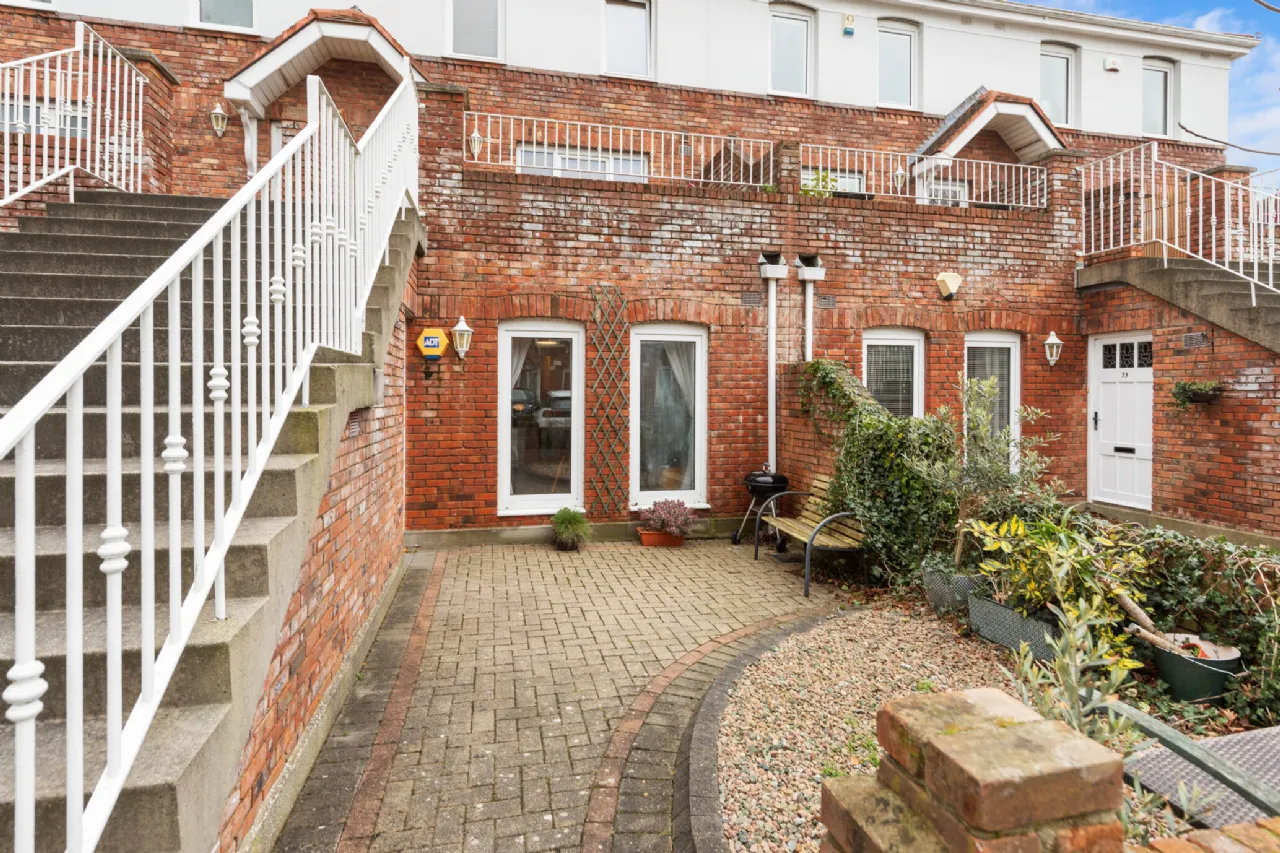 Photo of 32 Abbeyfield, Milltown, Dublin 6, D06 WY90