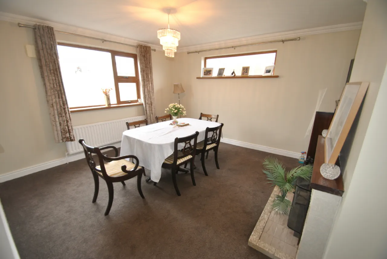 Photo of Birr Road, Roscrea, Co Tipperary, E53 A319