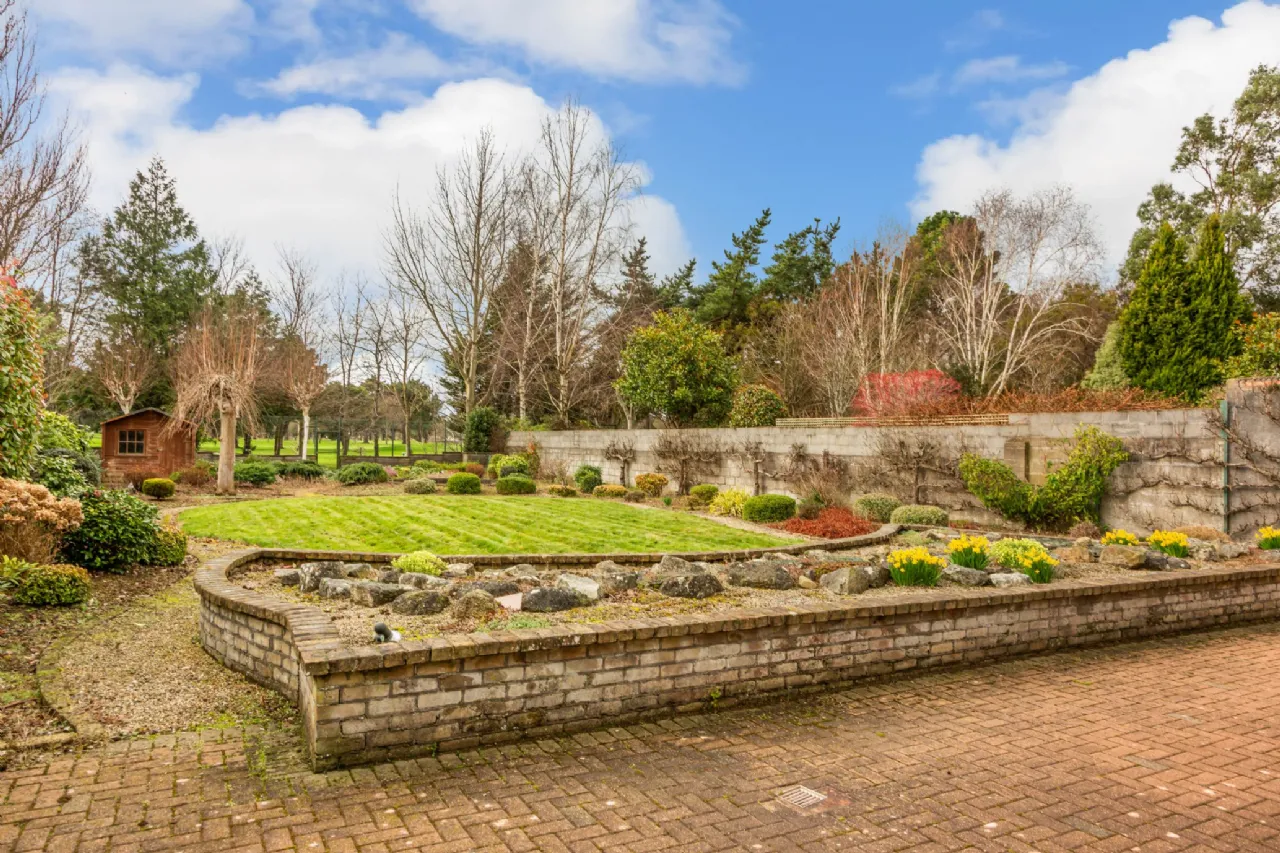 Photo of Bizville, 27 Hillside Drive, Rathfarnham, Dublin 14, D14 P7W3