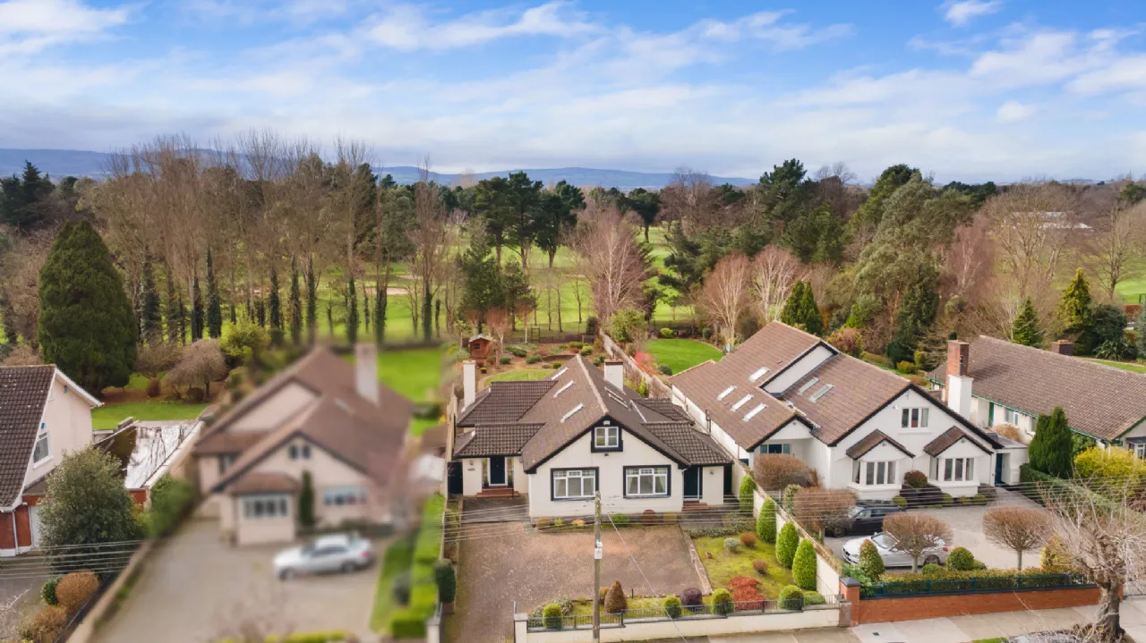 Photo of Bizville, 27 Hillside Drive, Rathfarnham, Dublin 14, D14 P7W3