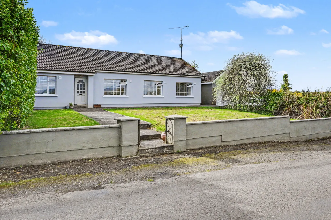 Photo of Greenmount, Ballinglen, Tara Hill, Gorey, Co Wexford, Y25C827