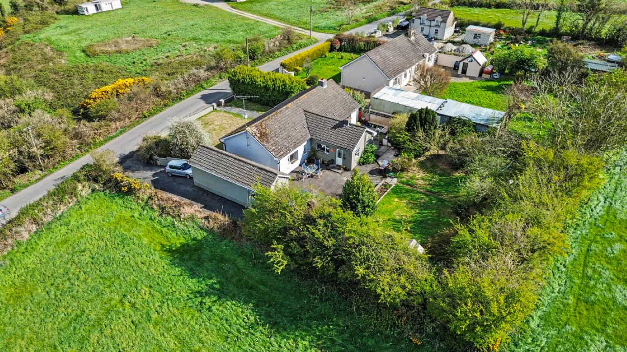 Photo of Greenmount, Ballinglen, Tara Hill, Gorey, Co Wexford, Y25C827