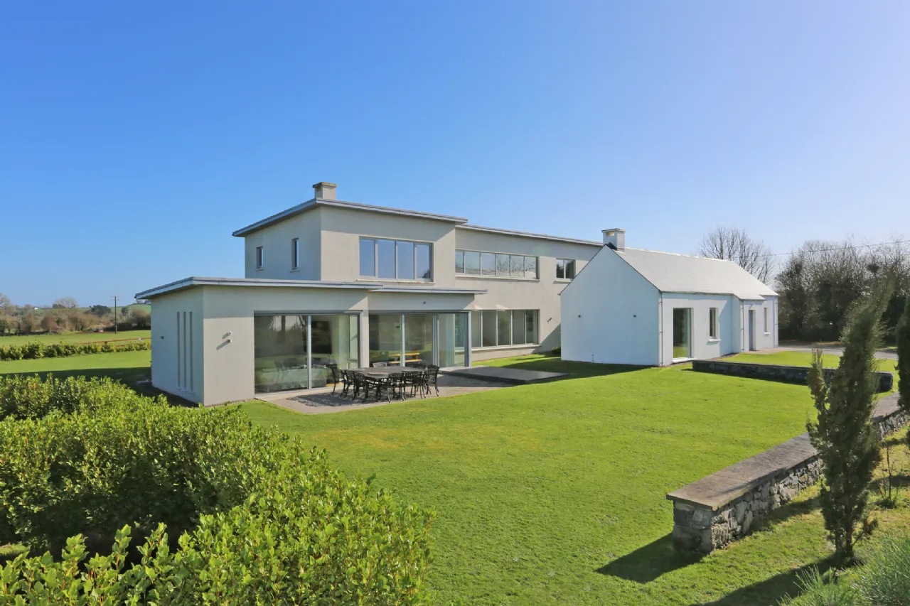 Photo of Ballymacreese Cottage, Ballyneety, Limerick, V94FXV4