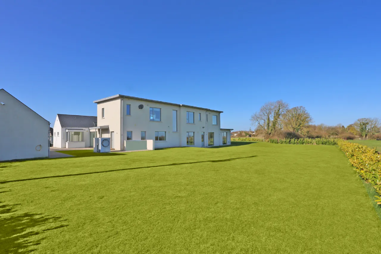 Photo of Ballymacreese Cottage, Ballyneety, Limerick, V94FXV4