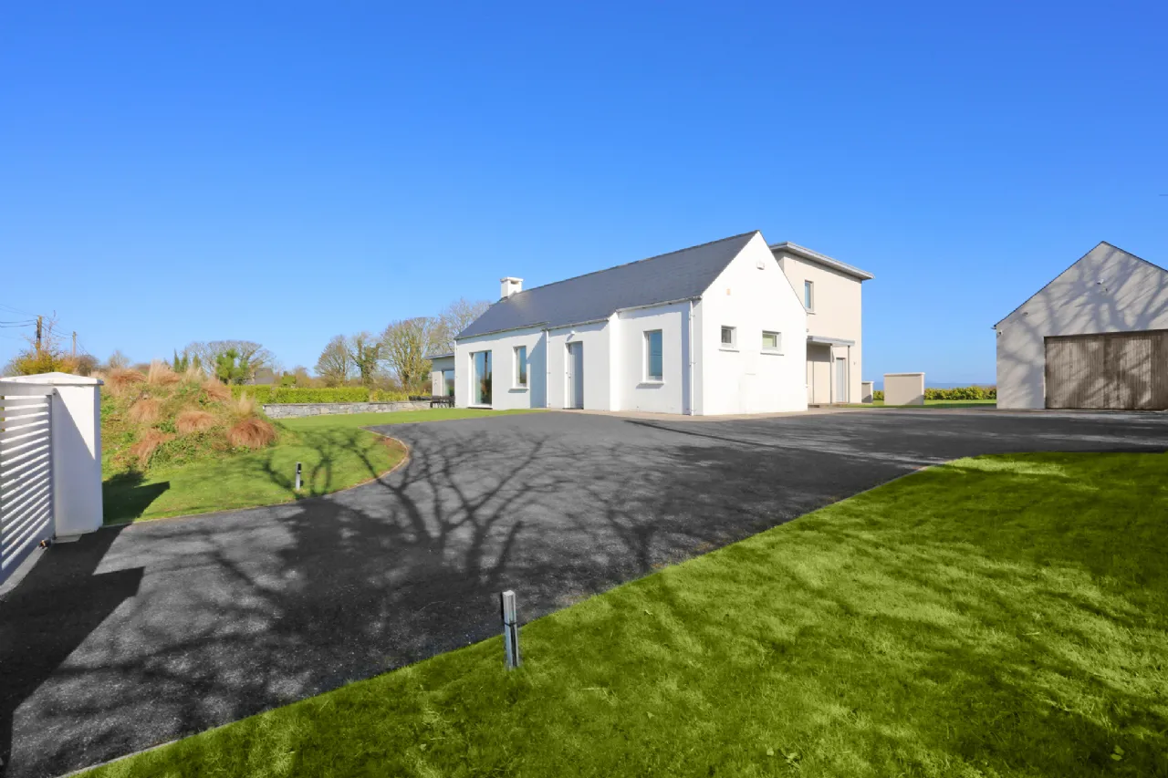 Photo of Ballymacreese Cottage, Ballyneety, Limerick, V94FXV4