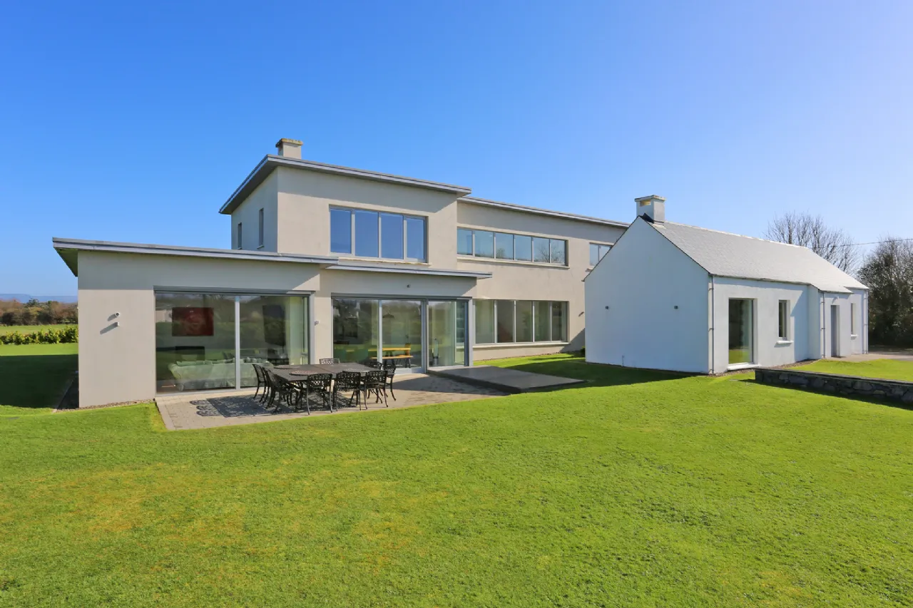 Photo of Ballymacreese Cottage, Ballyneety, Limerick, V94FXV4