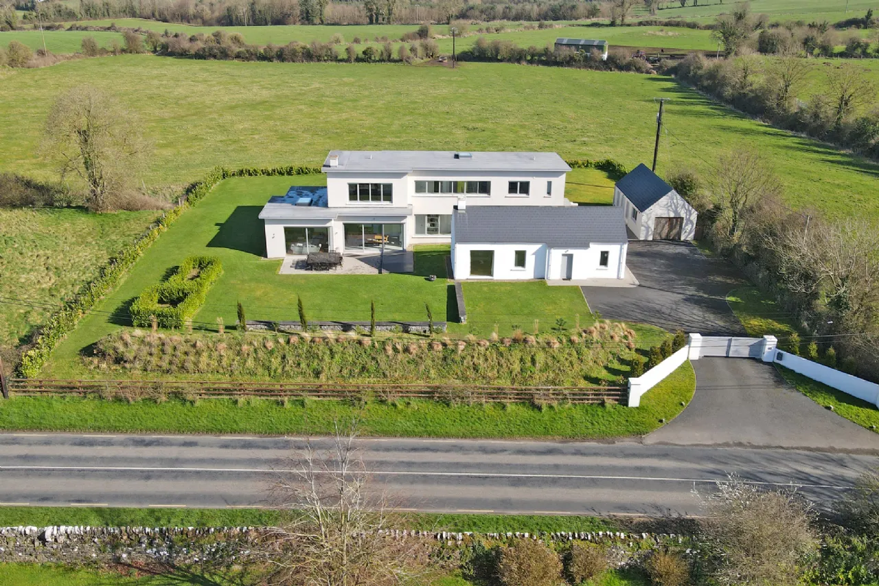 Photo of Ballymacreese Cottage, Ballyneety, Limerick, V94FXV4