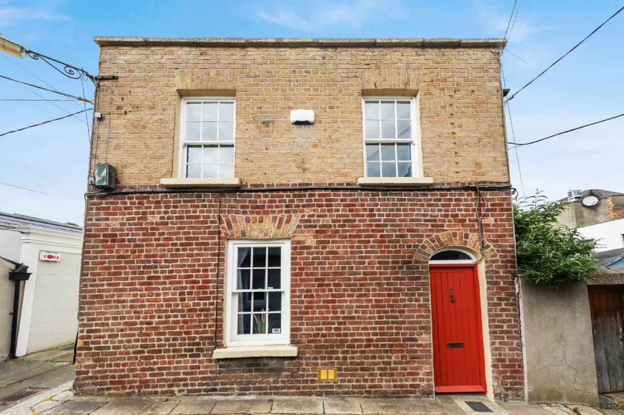 Photo of 15 Albert Court, Off Grand Canal Street Lower, Dublin 2, D02PR29