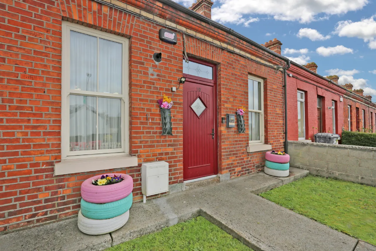 Photo of 10 Fairview Terrace, Greenhill Road, Garryowen, Limerick, V94 A34W