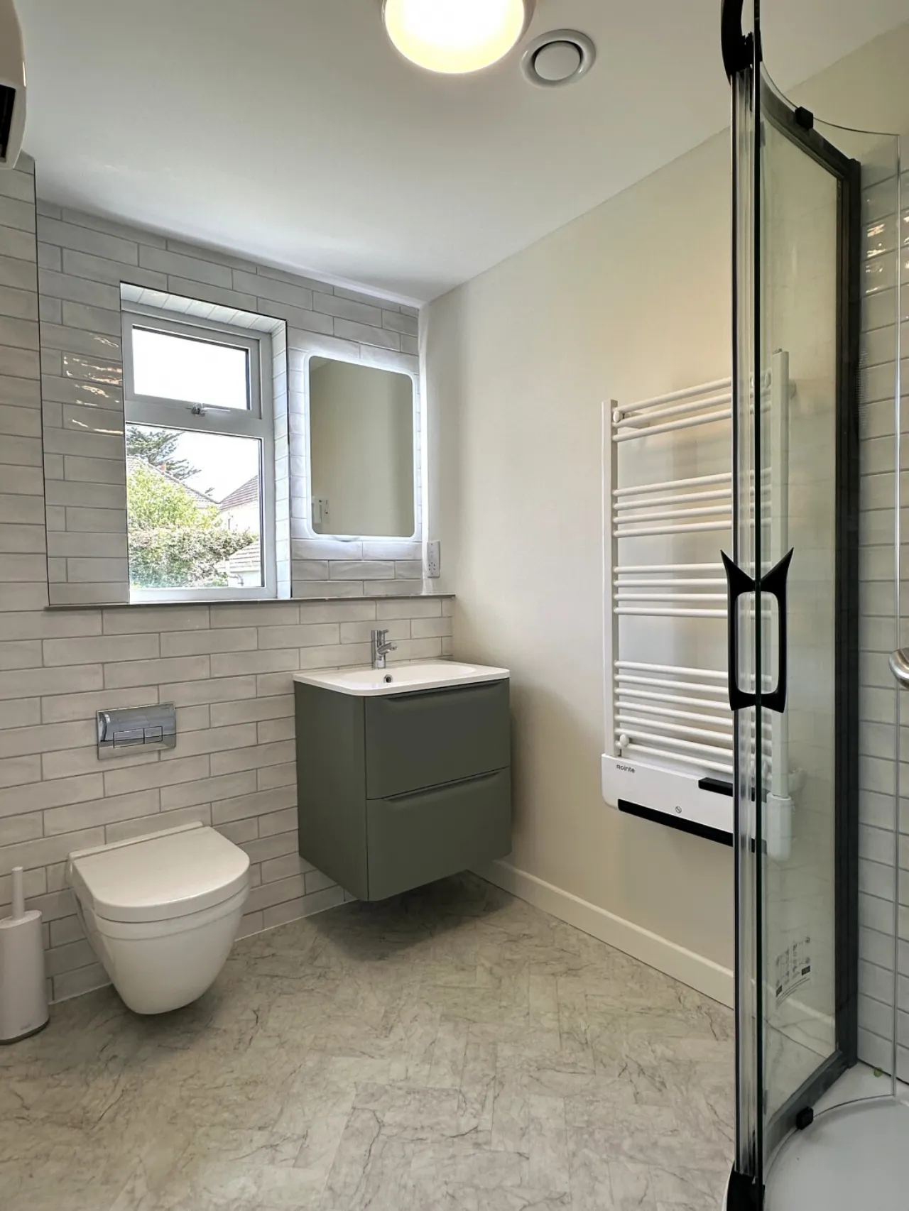 Photo of 2b Beechmount Ave, Highfield Park, Galway, H91 RY22