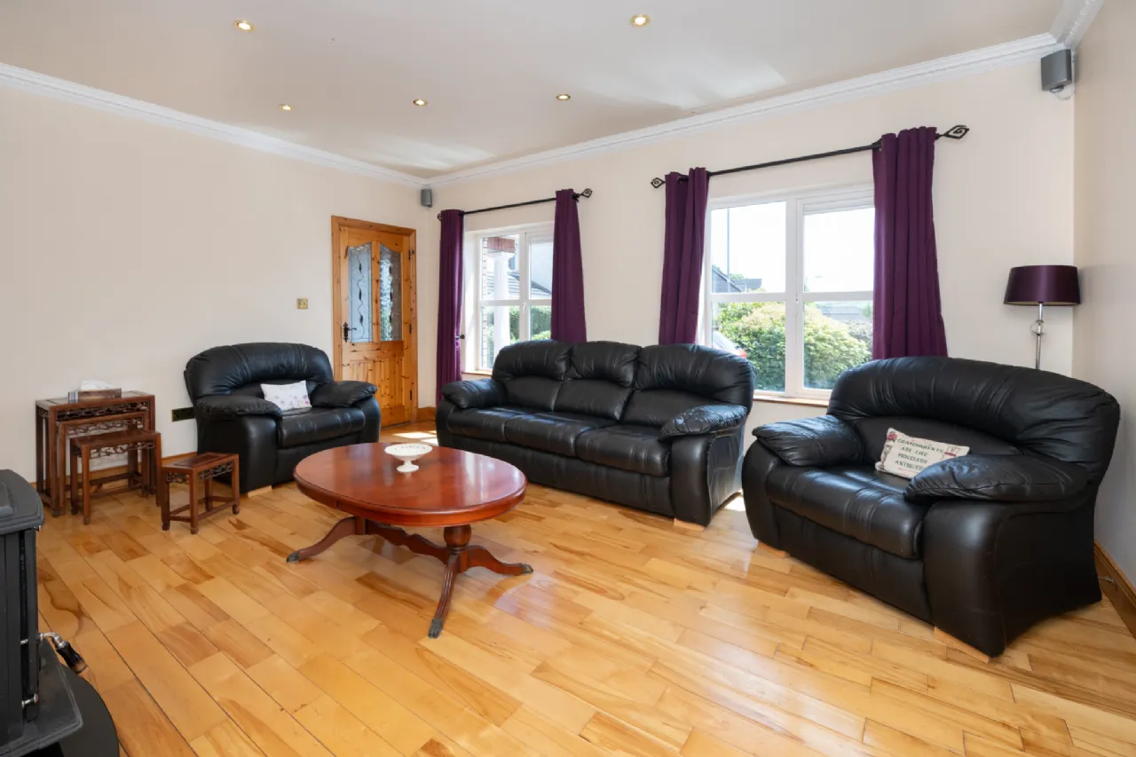 Photo of 11 Chestnut Lawn, Classes Lake, Ovens, Co Cork, P31A499