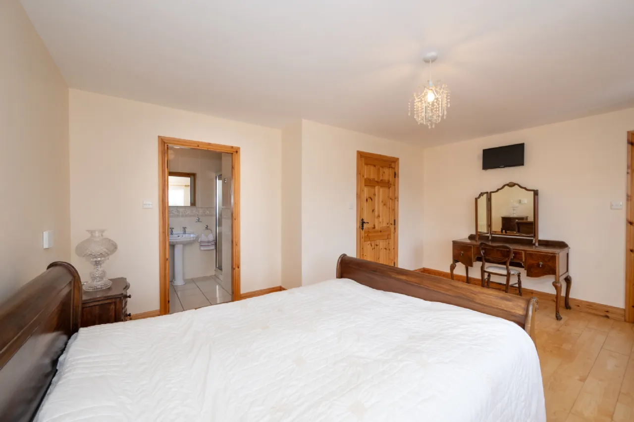 Photo of 11 Chestnut Lawn, Classes Lake, Ovens, Co Cork, P31A499