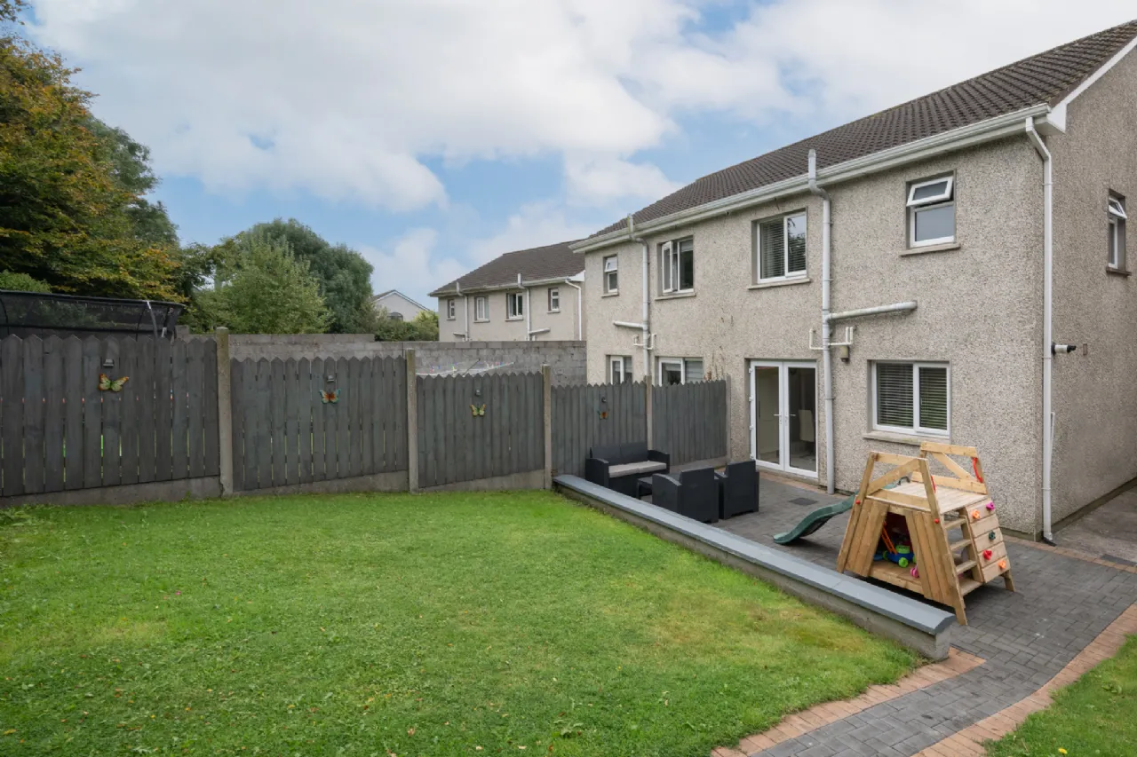 Photo of 34 The Willows, Classes Lake, Ovens, Cork, P31H525