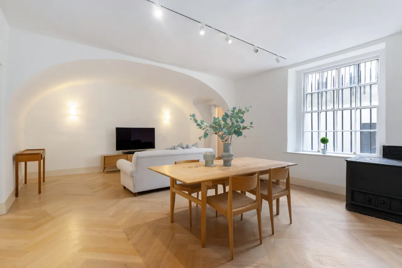 Photo of 25 Fitzwilliam Street Upper, Dublin 2, D02 K235