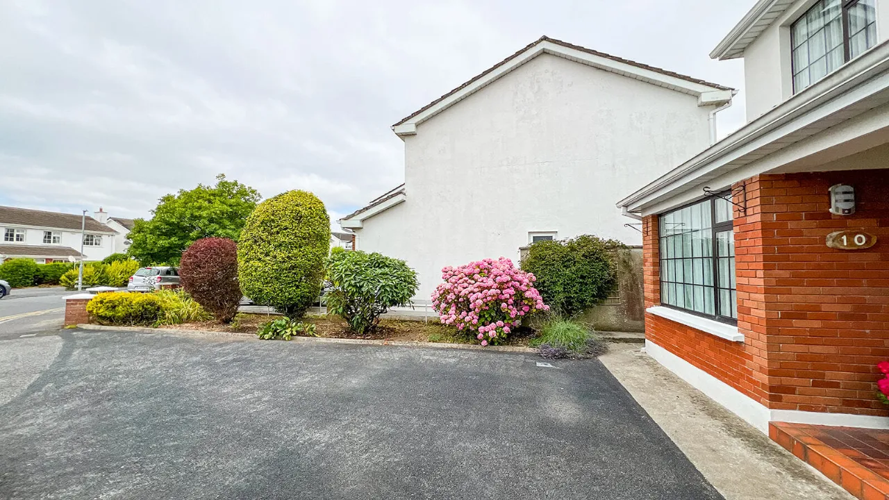 Photo of 10 Clarnwood, Freshford Road, Kilkenny, R95 VP6R