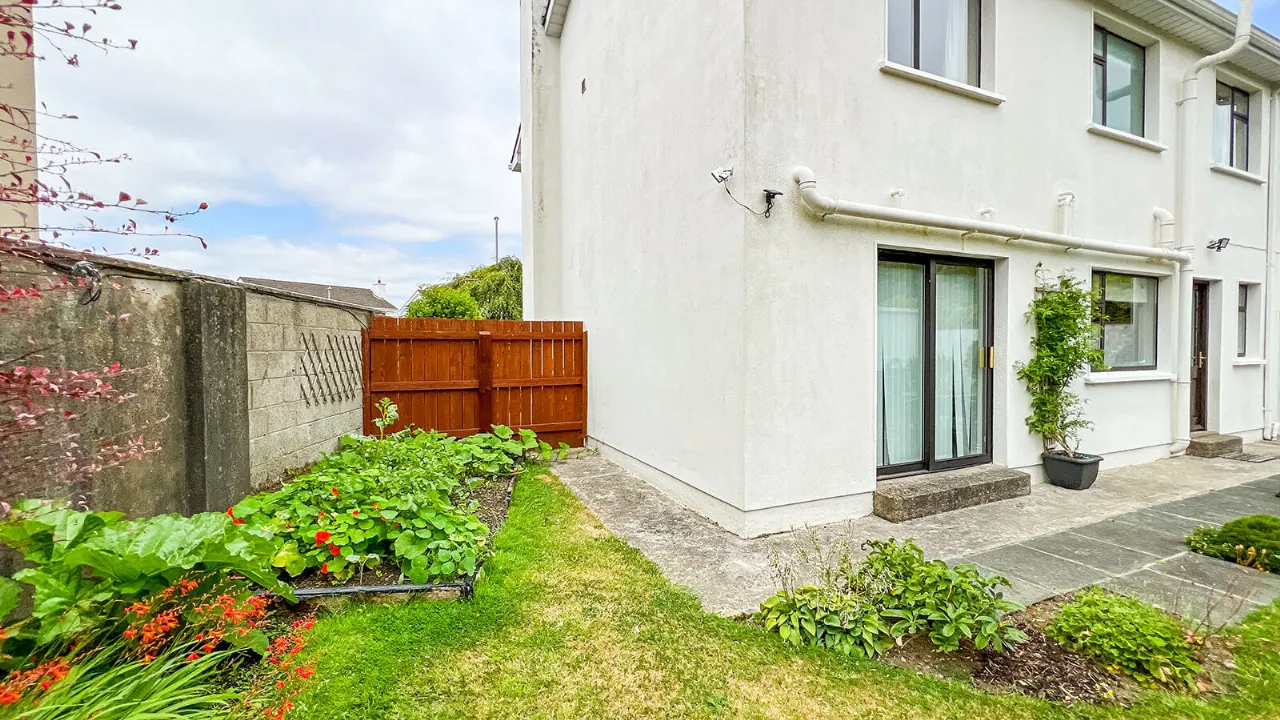 Photo of 10 Clarnwood, Freshford Road, Kilkenny, R95 VP6R