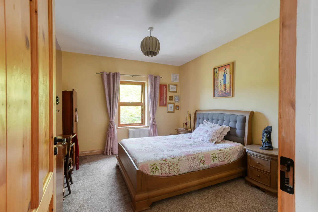 Photo of Ballindoolin, Edenderry, Co. Kildare, R45DK35