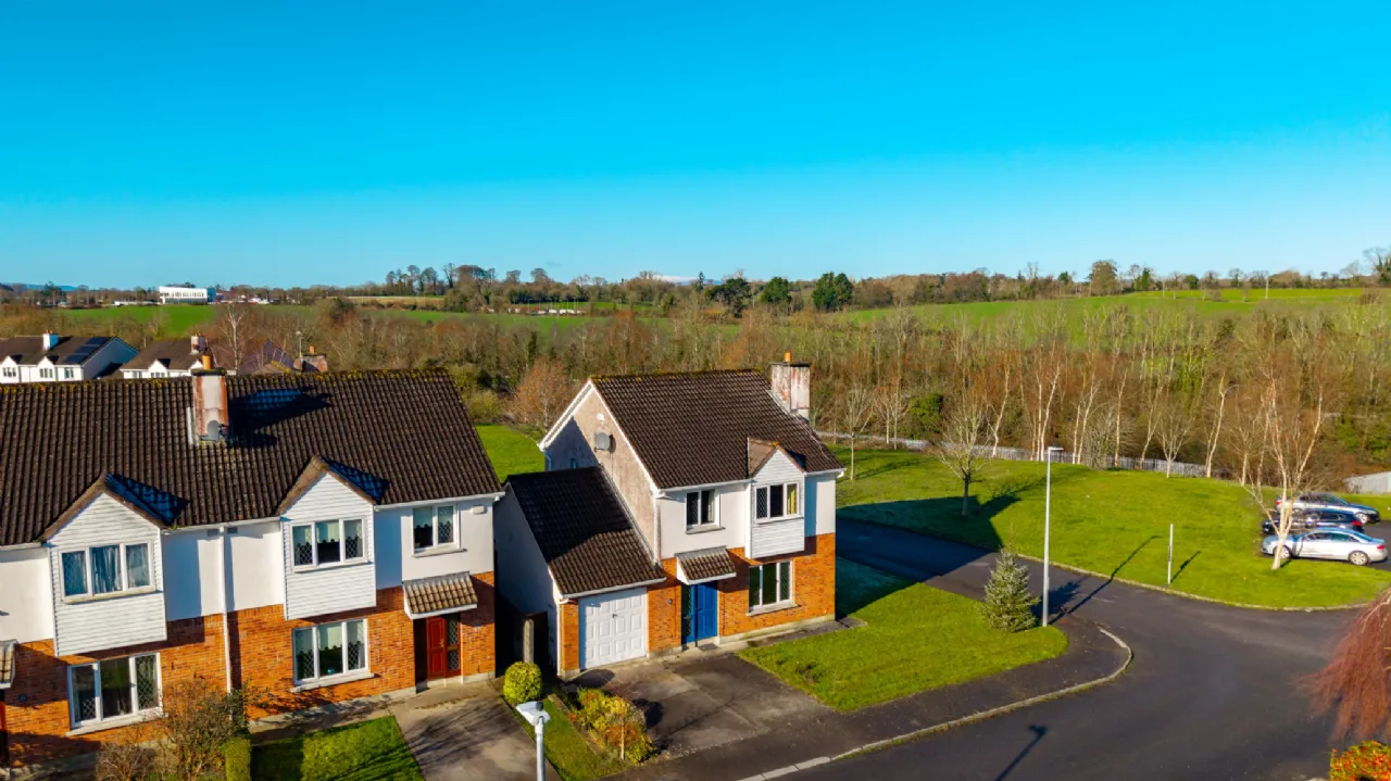 Photo of 18 Ashgrove Lawn, Clonmel, Co. Tipperary, E91 P684