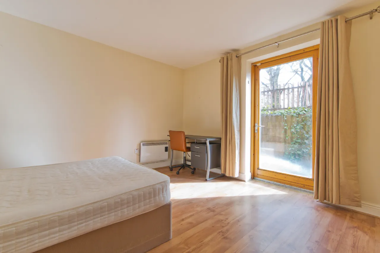 Photo of Apt 8, Block 3, Steevens Gate, 126/127 Steeven's Gate Apartments, James's Street, Dublin 8, D08 X857