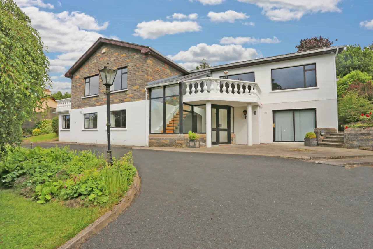 Photo of 15 Tullyvarraga Hill, Shannon, Clare, V14EY40