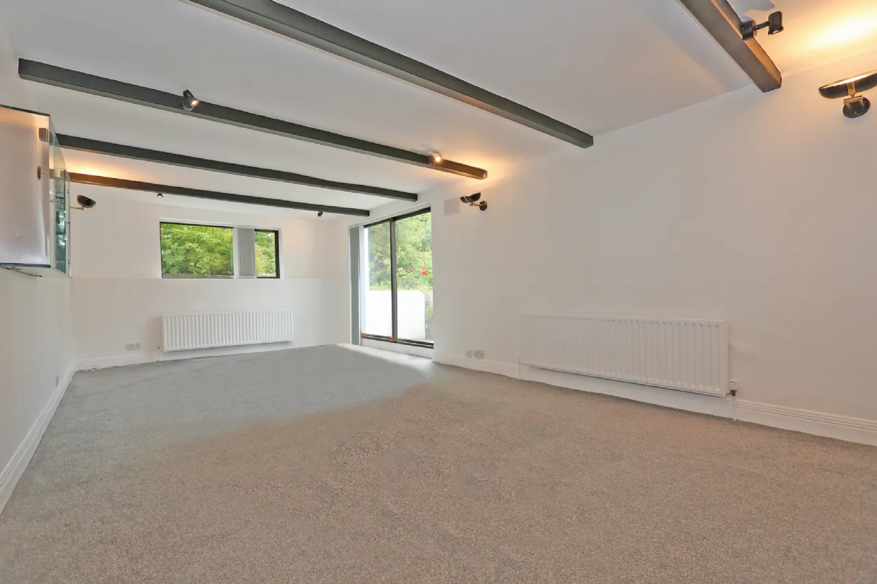 Photo of 15 Tullyvarraga Hill, Shannon, Clare, V14EY40