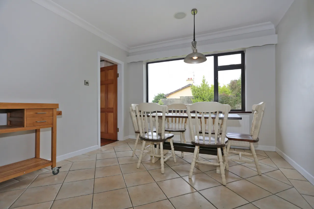 Photo of 15 Tullyvarraga Hill, Shannon, Clare, V14EY40