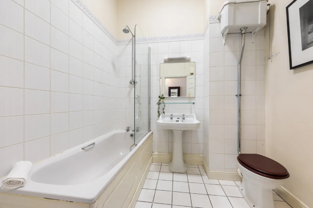 Photo of 21 Dunloe Hall, 27 Merrion Street Upper, Dublin 2, D02 X782