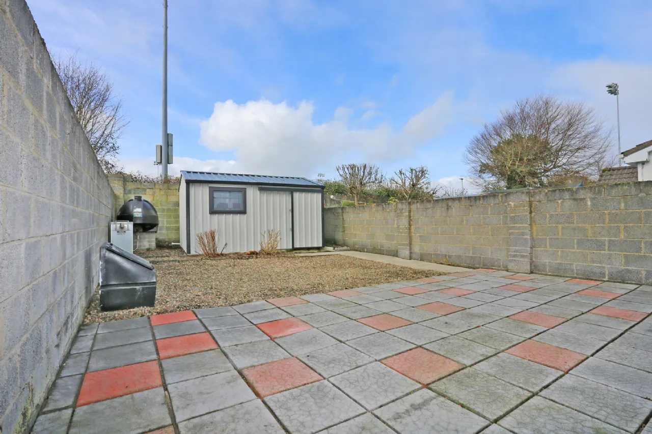 Photo of 5 Oakwood, Sixmilebridge, Clare, V95AE76